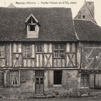 Une maison à pans de bois CPA