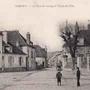 Dornecy (Nièvre) L'école de filles CPA