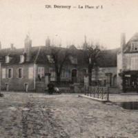 Dornecy (Nièvre) La place CPA