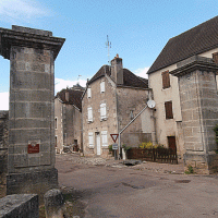 Dornecy (Nièvre) La Porte de Bourgogne