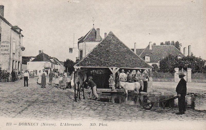 Dornecy (Nièvre) Le lavoir CPA