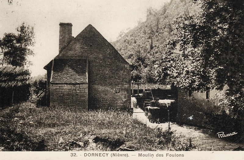 Dornecy (Nièvre) Le moulin CPA