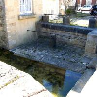 Dornecy (Nièvre) Le petit lavoir