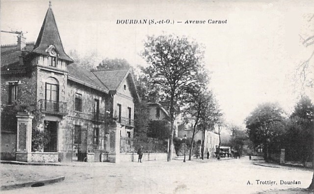 Dourdan essonne l avenue carnot cpa