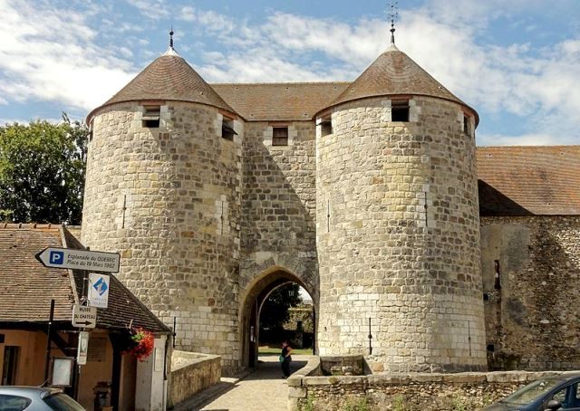 Dourdan essonne le chateau