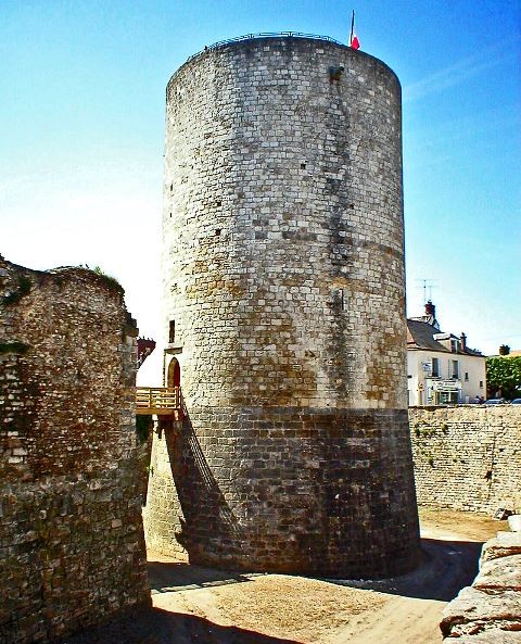 Dourdan essonne le donjon