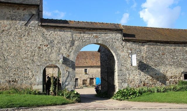 Dourdan essonne rouillon la ferme seigneuriale