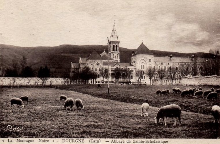 Dourgne (Tarn) CPA Abbaye Saint Scholastique d'En-Calcat