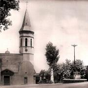 Dourgne (Tarn) CPA église et monument aux morts