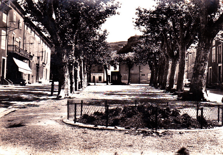 Dourgne (Tarn) CPA promenade