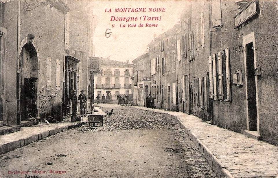 Dourgne (Tarn) CPA rue de Rome