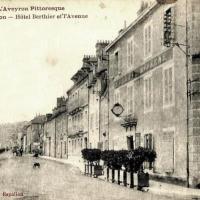 L' hôtel Berthier (cpa)