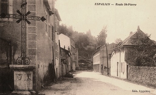 Espalion aveyron la route saint pierre cpa