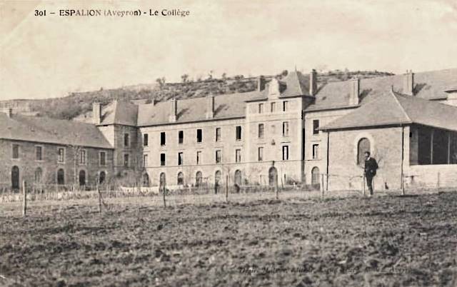 Le collège (cpa)