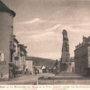 Espalion aveyron le monument aux morts