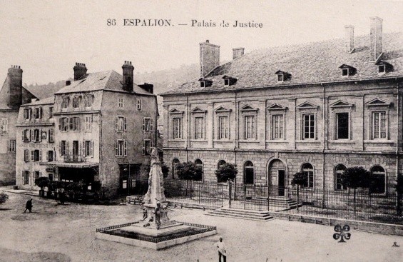 Espalion aveyron le palais de justice cpa