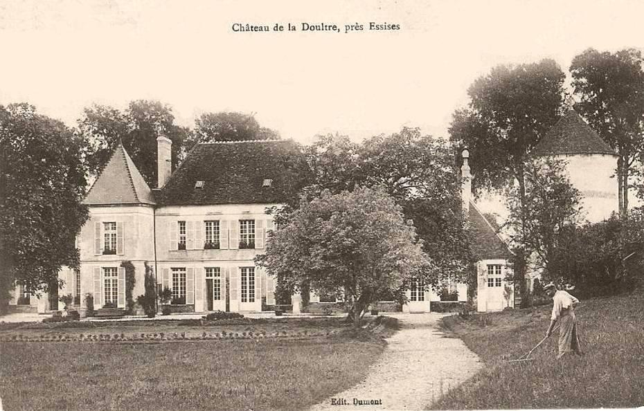 Essises (Aisne) CPA Château de La Doultre