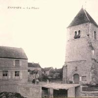 Essises (Aisne) CPA la place en 1918