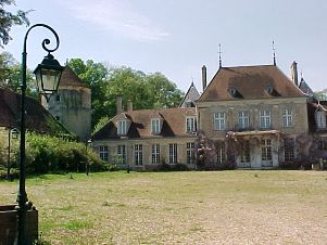 Essises (Aisne) Château de la Doultre