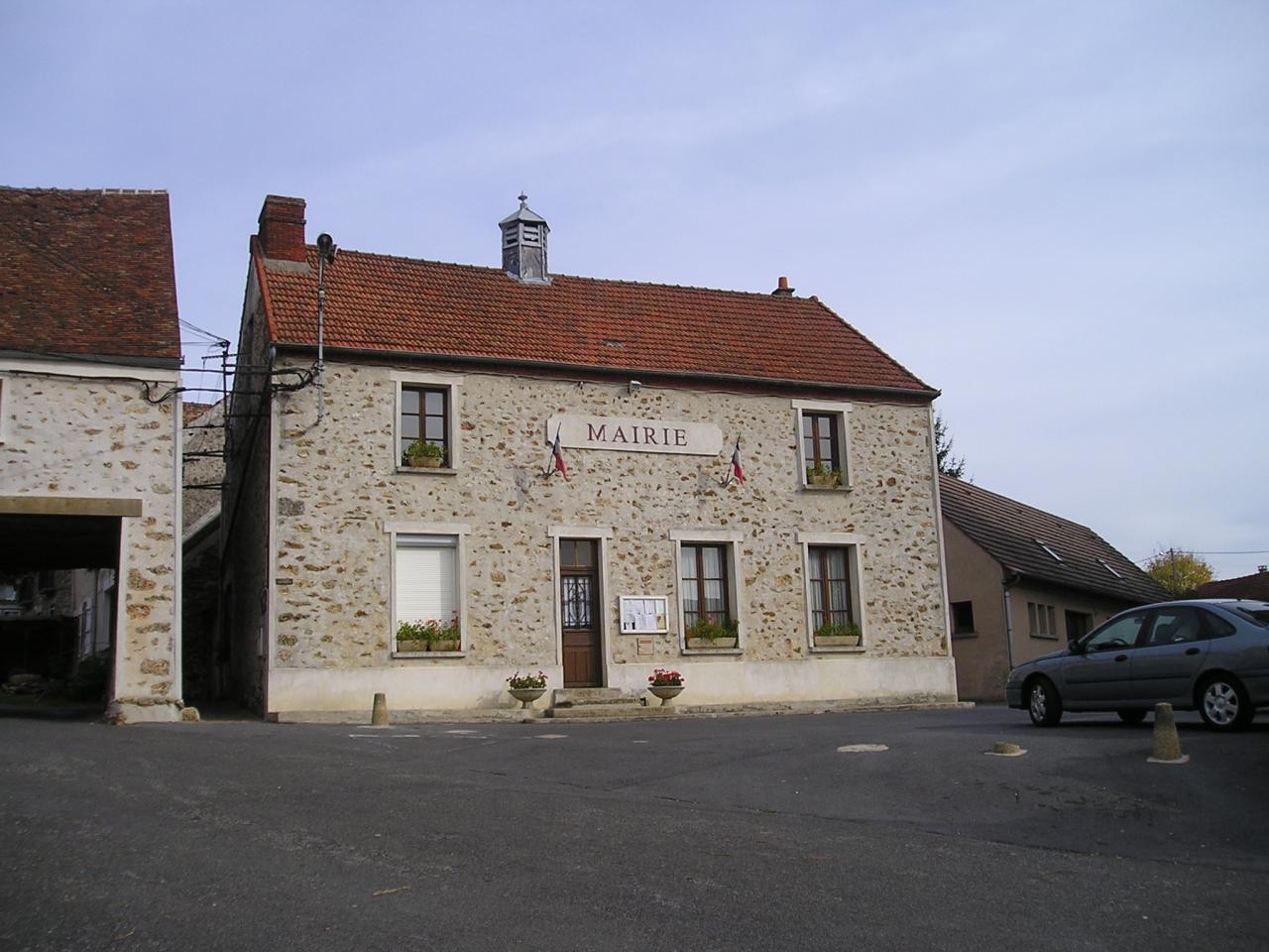 Essises (Aisne) Mairie en 2004