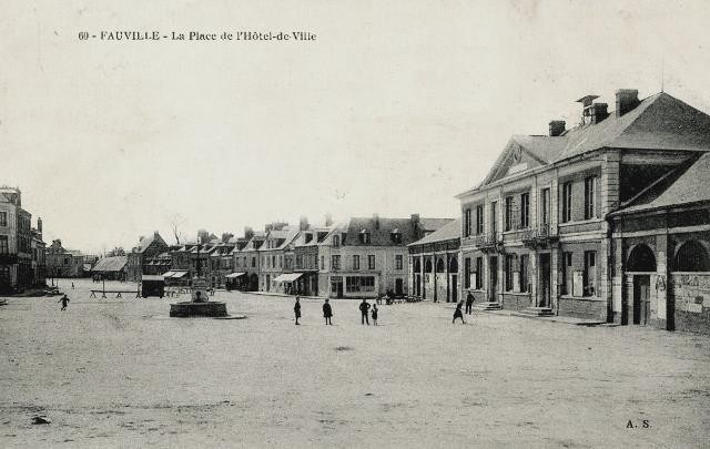 Fauville en caux seine maritime place de l hotel de ville cpa