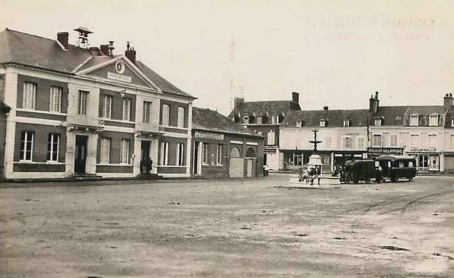 Fauville en caux seine maritime place vers 1950 cpa