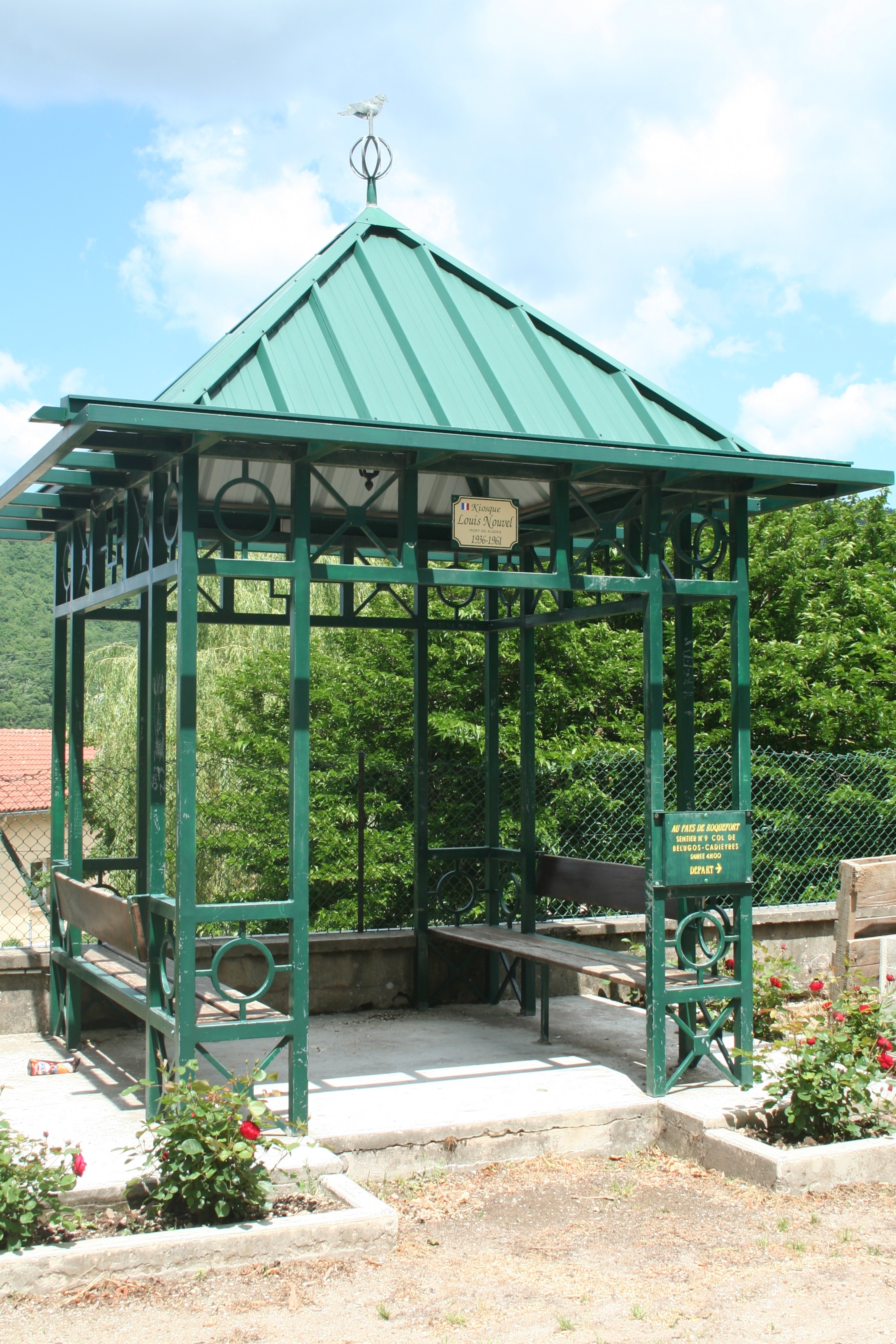 Fayet aveyron kiosque louis nouvel