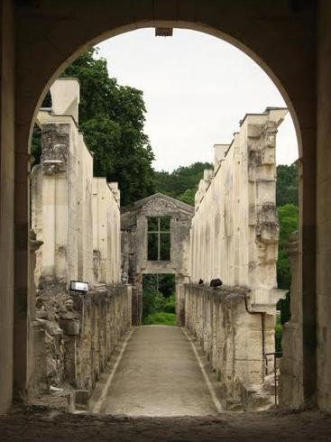 Fère-en-Tardenois (Aisne) le château, sur le pont galerie