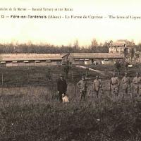 Fère-en-Tardenois (Aisne) CPA Ferme de Cayenne 1918