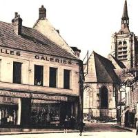 Fère-en-Tardenois (Aisne) CPA l'église et les Nouvelles Galeries