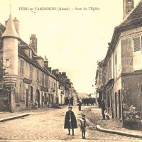 Fère-en-Tardenois (Aisne) CPA la rue  de l'église