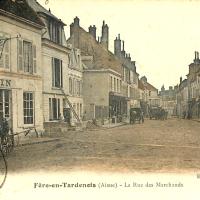 Fère-en-Tardenois (Aisne) CPA la rue des marchands
