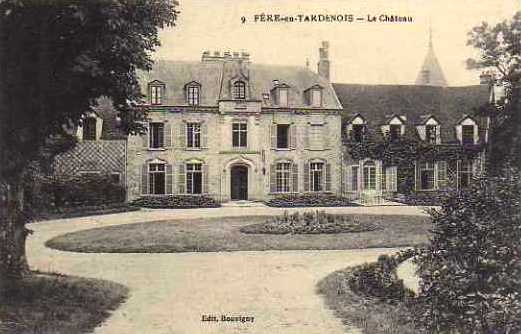 Fère-en-Tardenois (Aisne) CPA le château (hôtel)