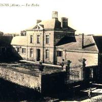 Fère-en-Tardenois (Aisne) CPA les écoles
