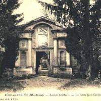 Fère-en-Tardenois (Aisne) CPA la porte Jean Goujon