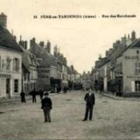 Fère-en-Tardenois (Aisne) CPA la rue des marchands