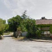 Dans le village