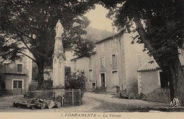 Fondamente aveyron cpa place de la vierge