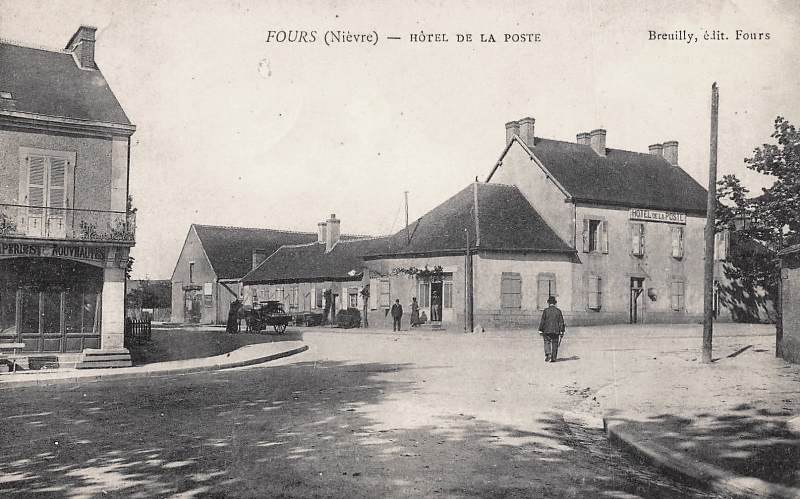 Fours (Nièvre) La Poste CPA