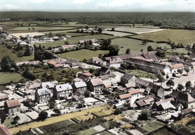 Fours (Nièvre) Vue générale CPA