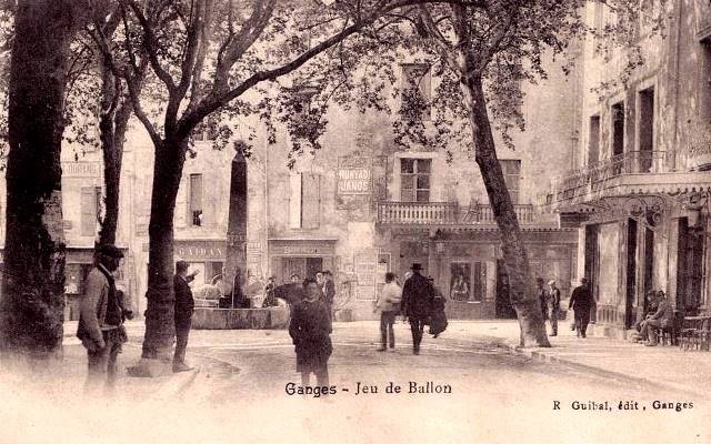 Rue du jeu de ballon, cpa