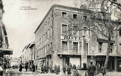 Rue du jeu de ballon, cpa