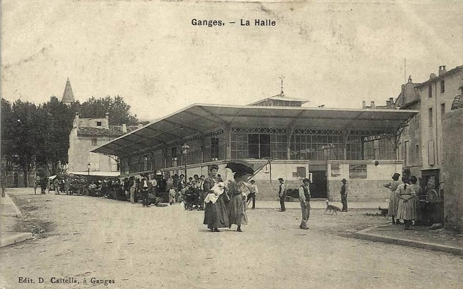 Ganges (Hérault) La halle CPA
