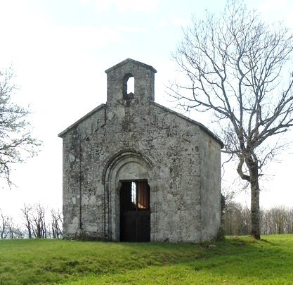 Gissac aveyron chapelle saint jacques de face