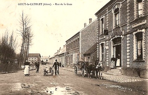 Gouy (Aisne) CPA rue de la gare