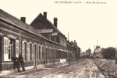 Gouy (Aisne) CPA rue de la gare