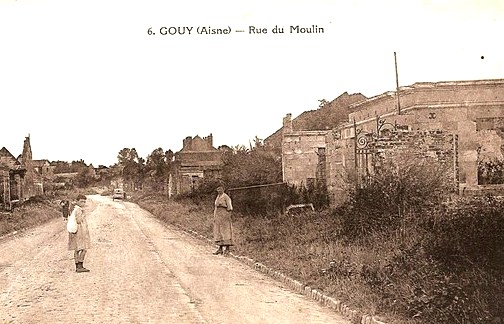 Gouy (Aisne) CPA rue du moulin