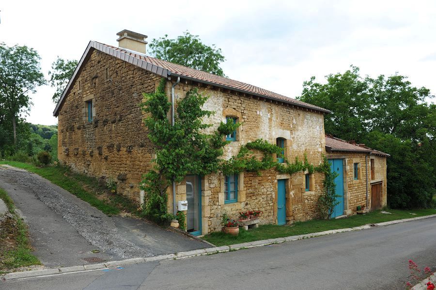 Han-lès-Juvigny (Meuse) Une ferme