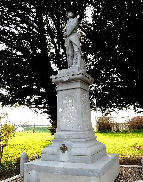 Haucourt en cambresis le monument aux morts