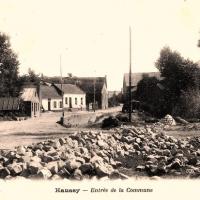 Haussy 59 l entree du village cpa
